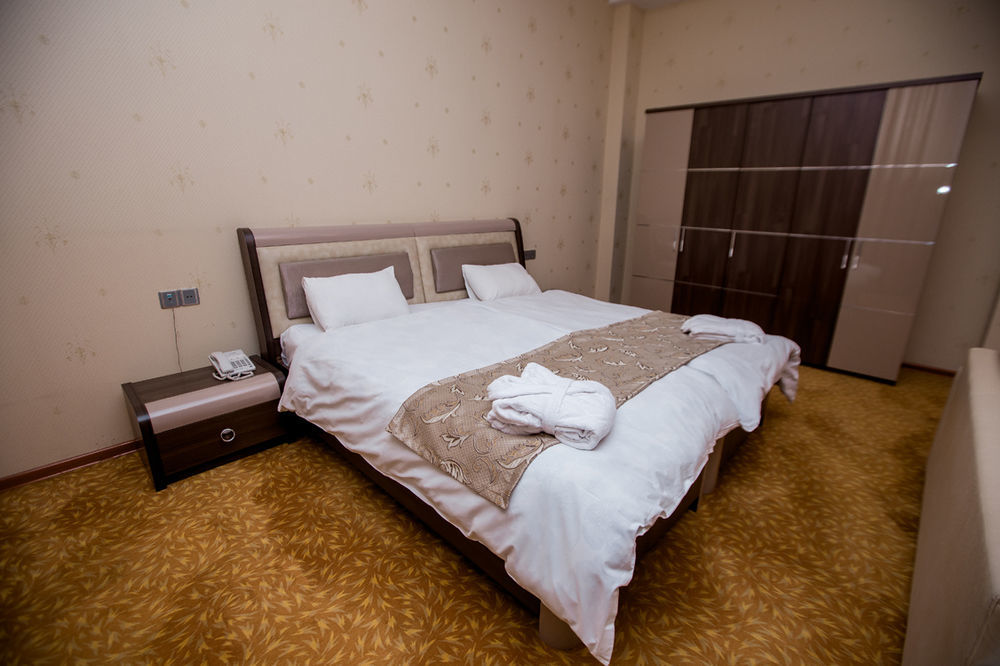 Astola Hotel Baku Eksteriør bilde