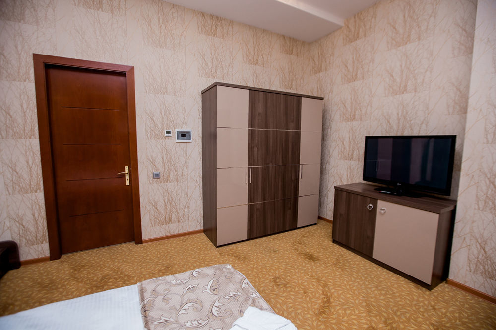 Astola Hotel Baku Eksteriør bilde