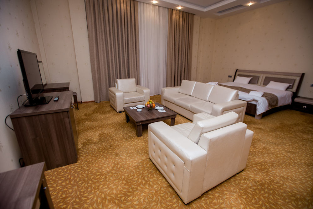 Astola Hotel Baku Eksteriør bilde