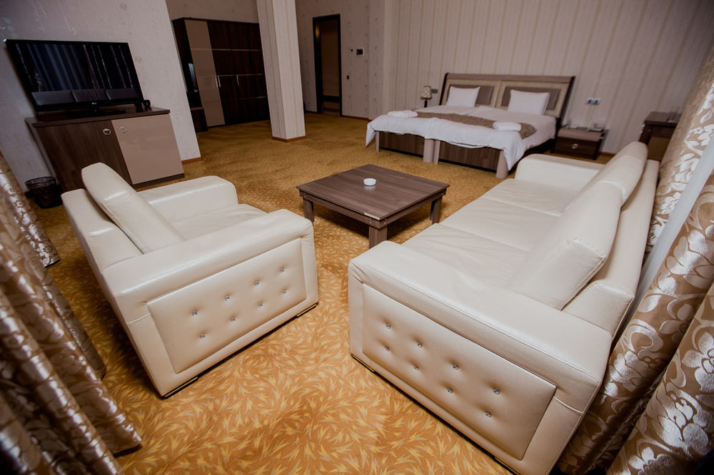 Astola Hotel Baku Eksteriør bilde