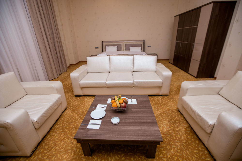 Astola Hotel Baku Eksteriør bilde