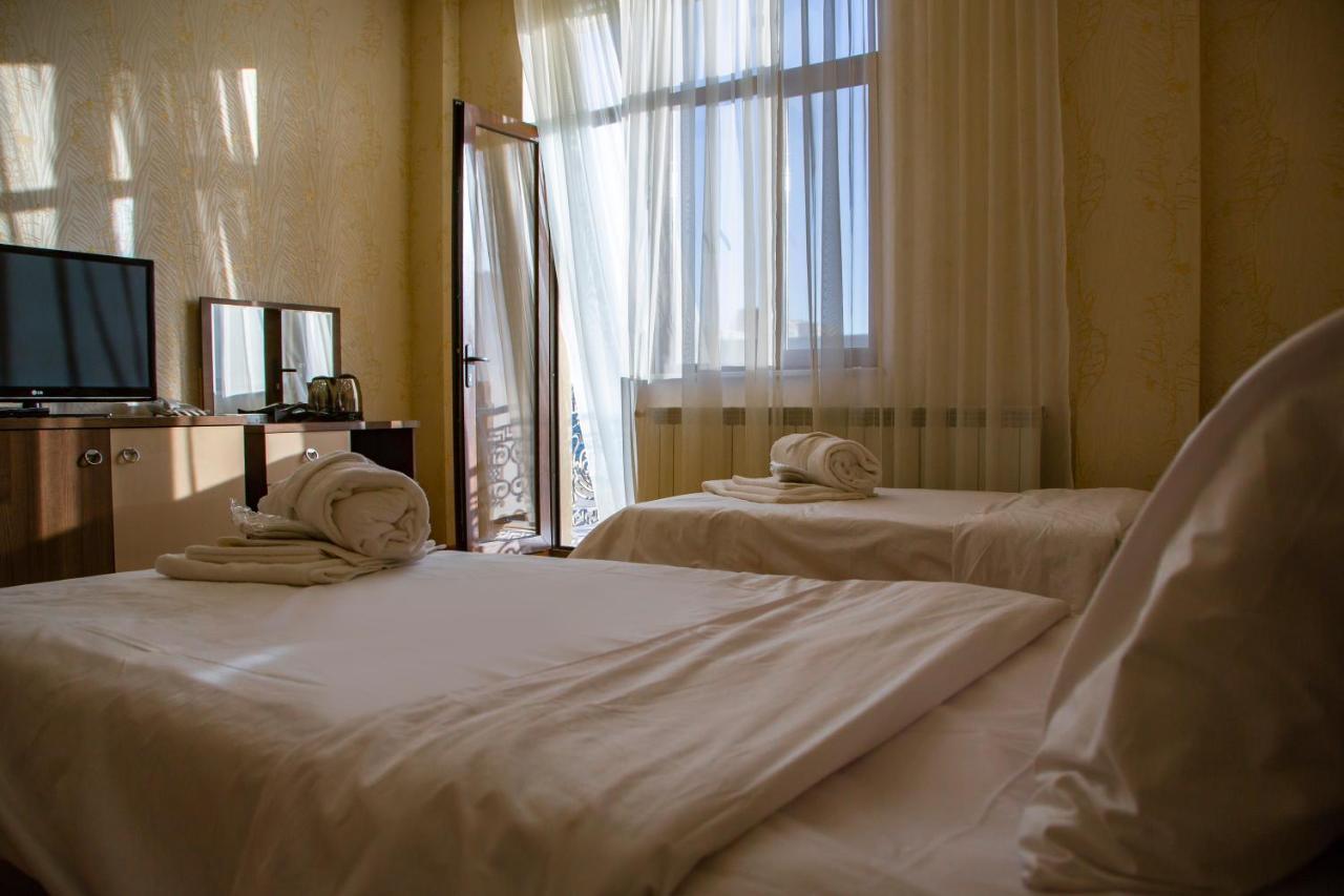 Astola Hotel Baku Eksteriør bilde