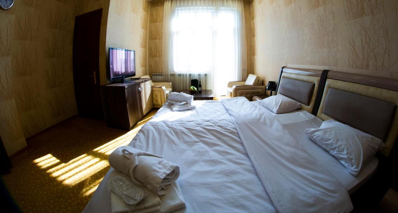 Astola Hotel Baku Eksteriør bilde